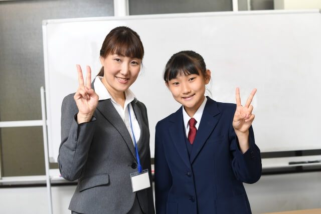 学生と講師