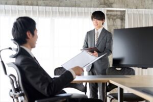 事後報告をしても信用されているビジネスマン